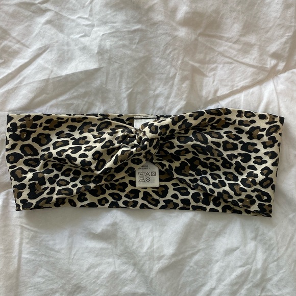 H&M Accessories - Cheetah Print Knot Headband